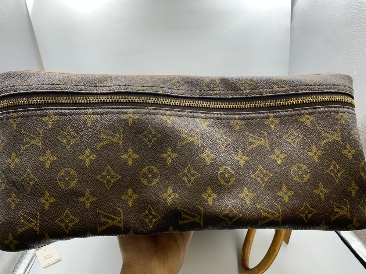 Louis Vuitton Sirius Travel Suitcase, Monogram brown, stock 1103031 – zipper detail