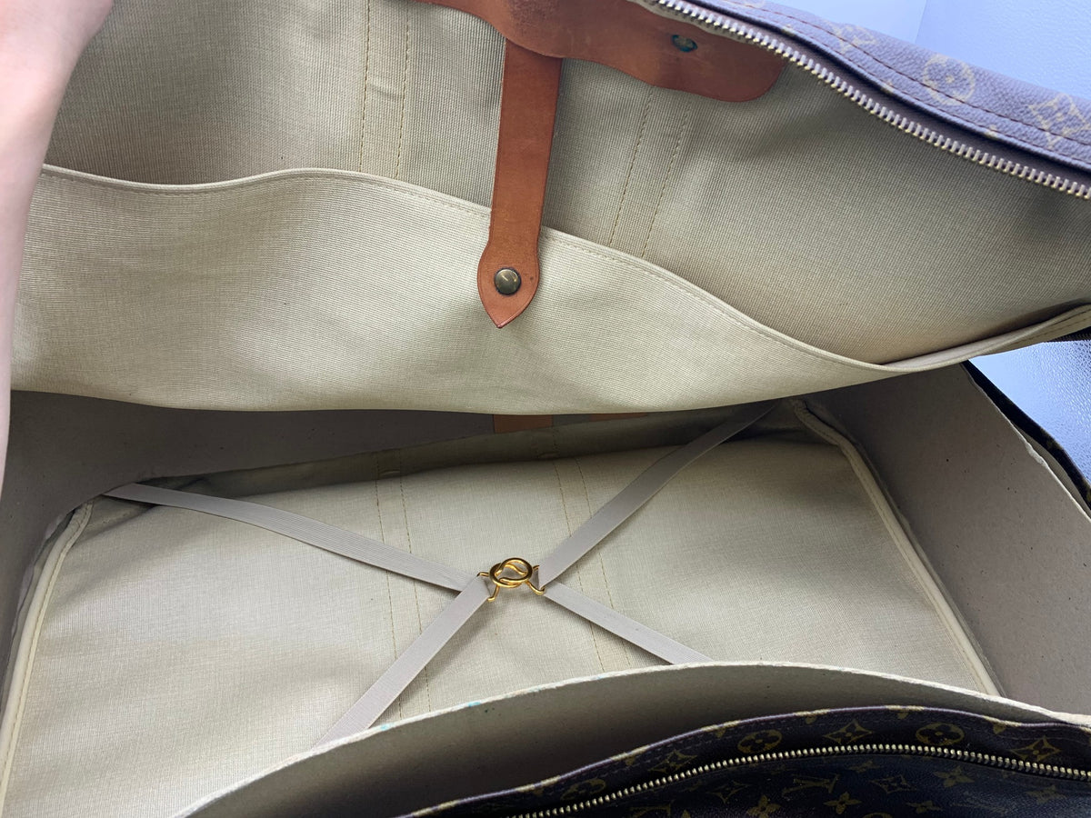 Louis Vuitton Sirius Travel Suitcase, Monogram brown, stock 1103031 – interior pocket