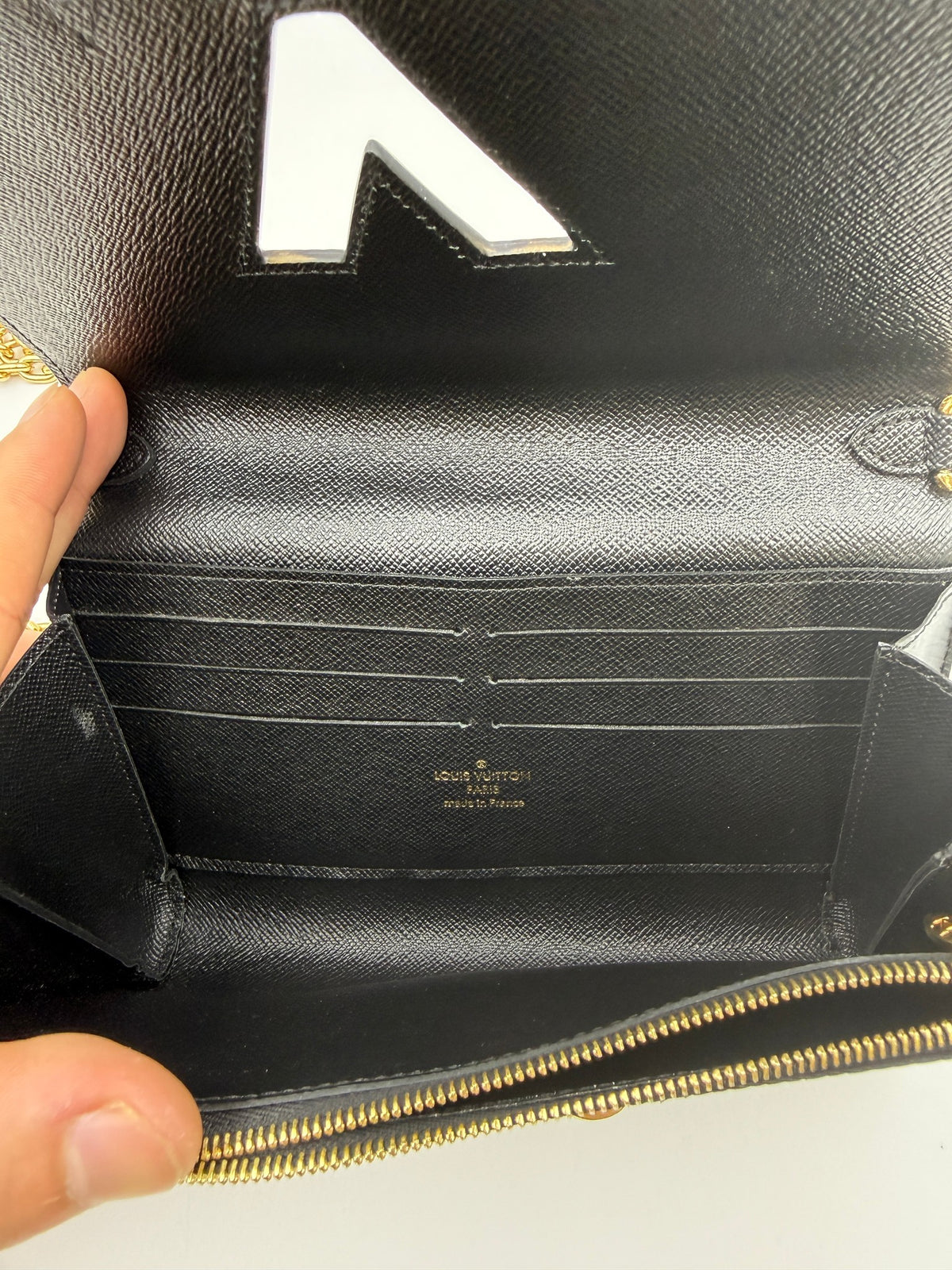 Louis Vuitton Twist Chain Wallet with Floral Motifs, Black and multicolor, stock 0166011 – card slots and zip compartment