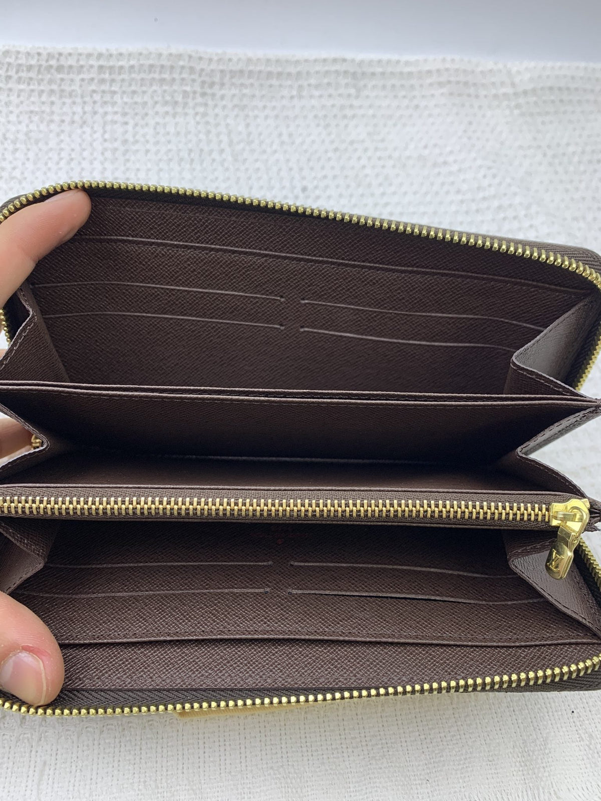 Louis Vuitton Zippy Wallet Damier Ebene Canvas - view 9 - item 0143040