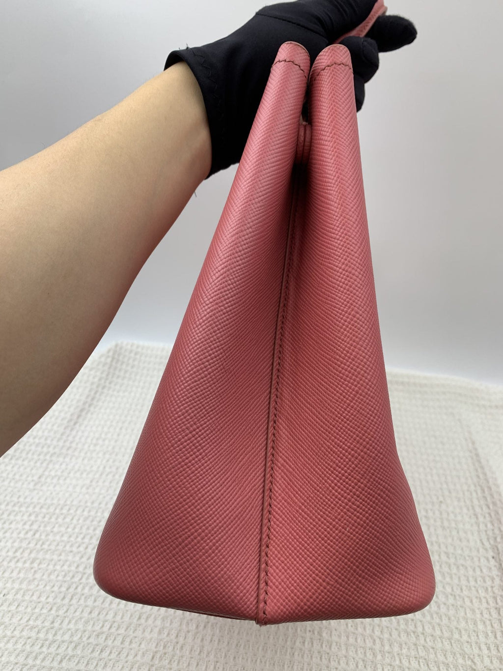Prada Saffiano Cuir Double Tote Pink Leather Bag - view 3 - item 0073101