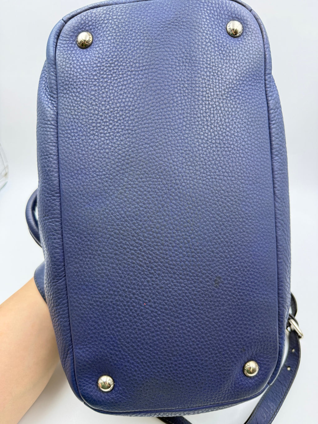 Prada Vitello Daino Double Zip Tote, Navy blue, stock 0143108 – base