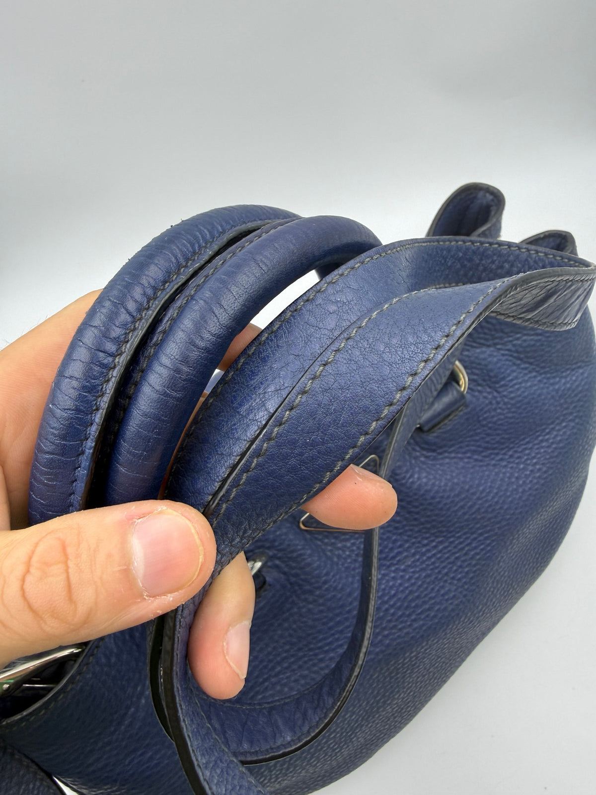 Prada Vitello Daino Double Zip Tote, Navy blue, stock 0143108 – handles