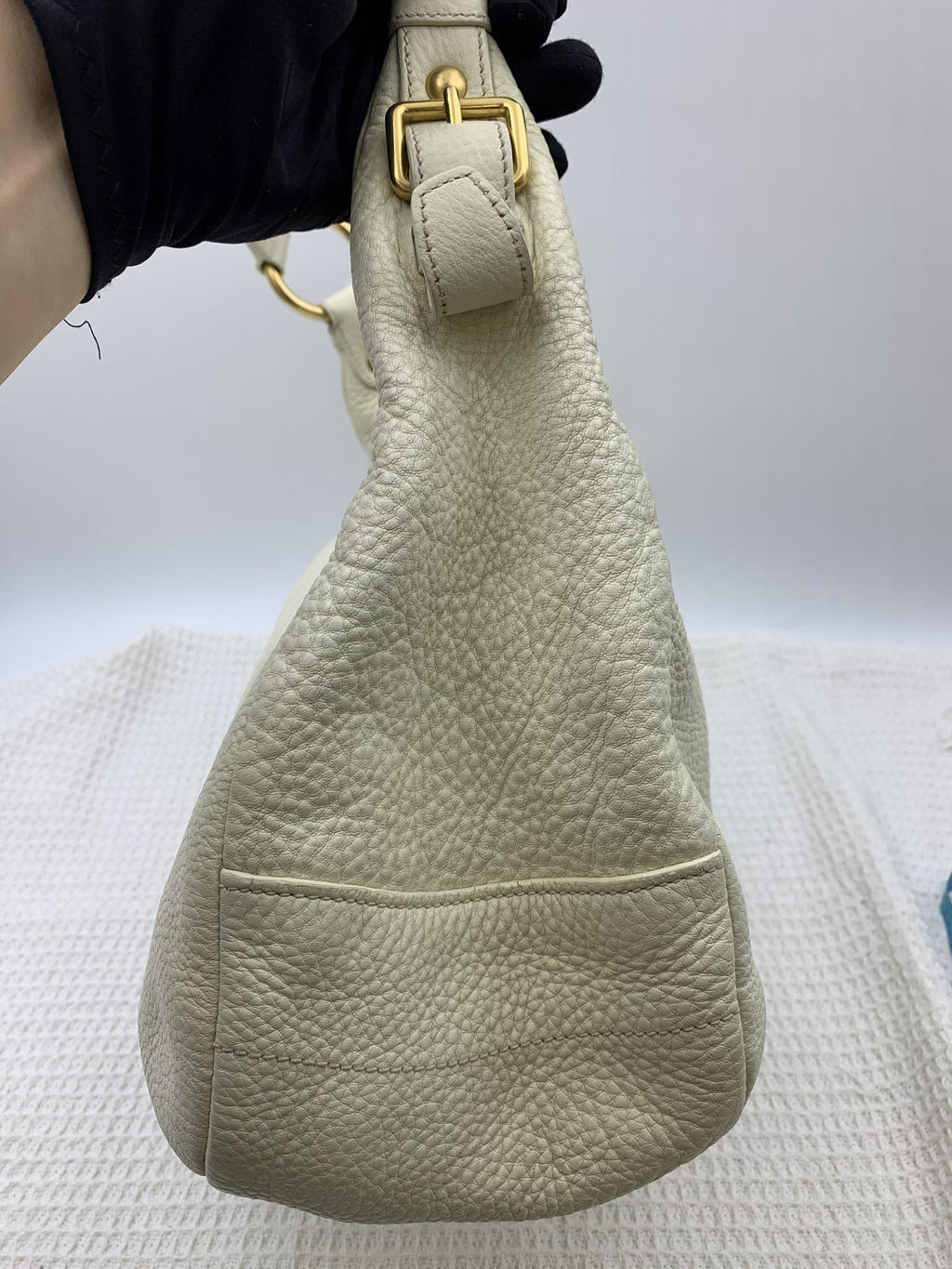 Prada Vitello Daino White Leather Hobo Bag - view 5 - item 0014071