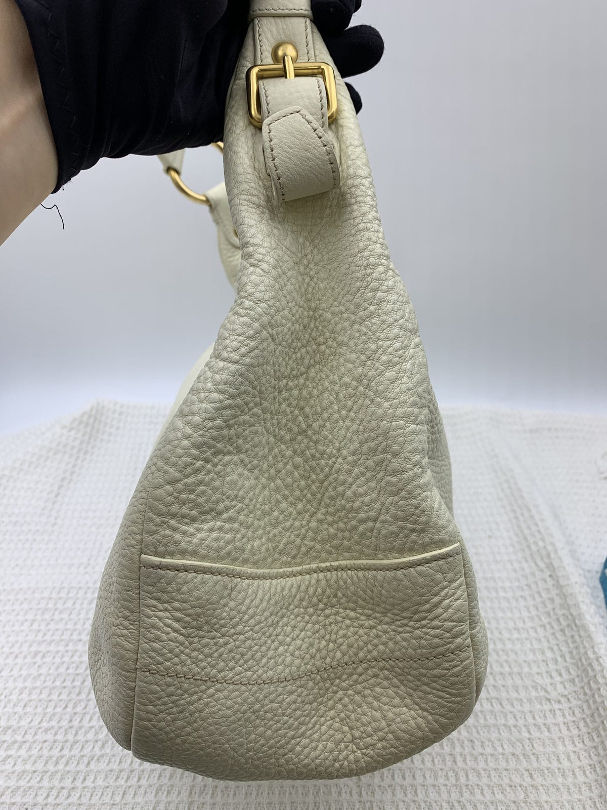 Prada Vitello Daino White Leather Hobo Bag - view 5 - item 0014071