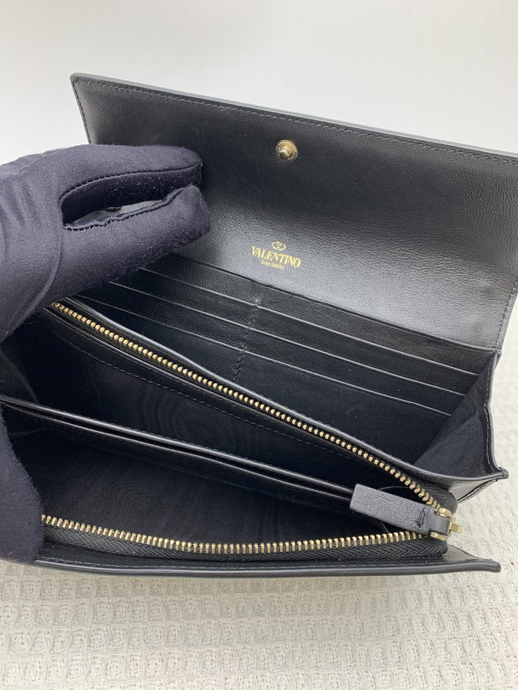 Valentino Garavani Rockstud Black Leather Wristlet Wallet - view 4 - item 0256139