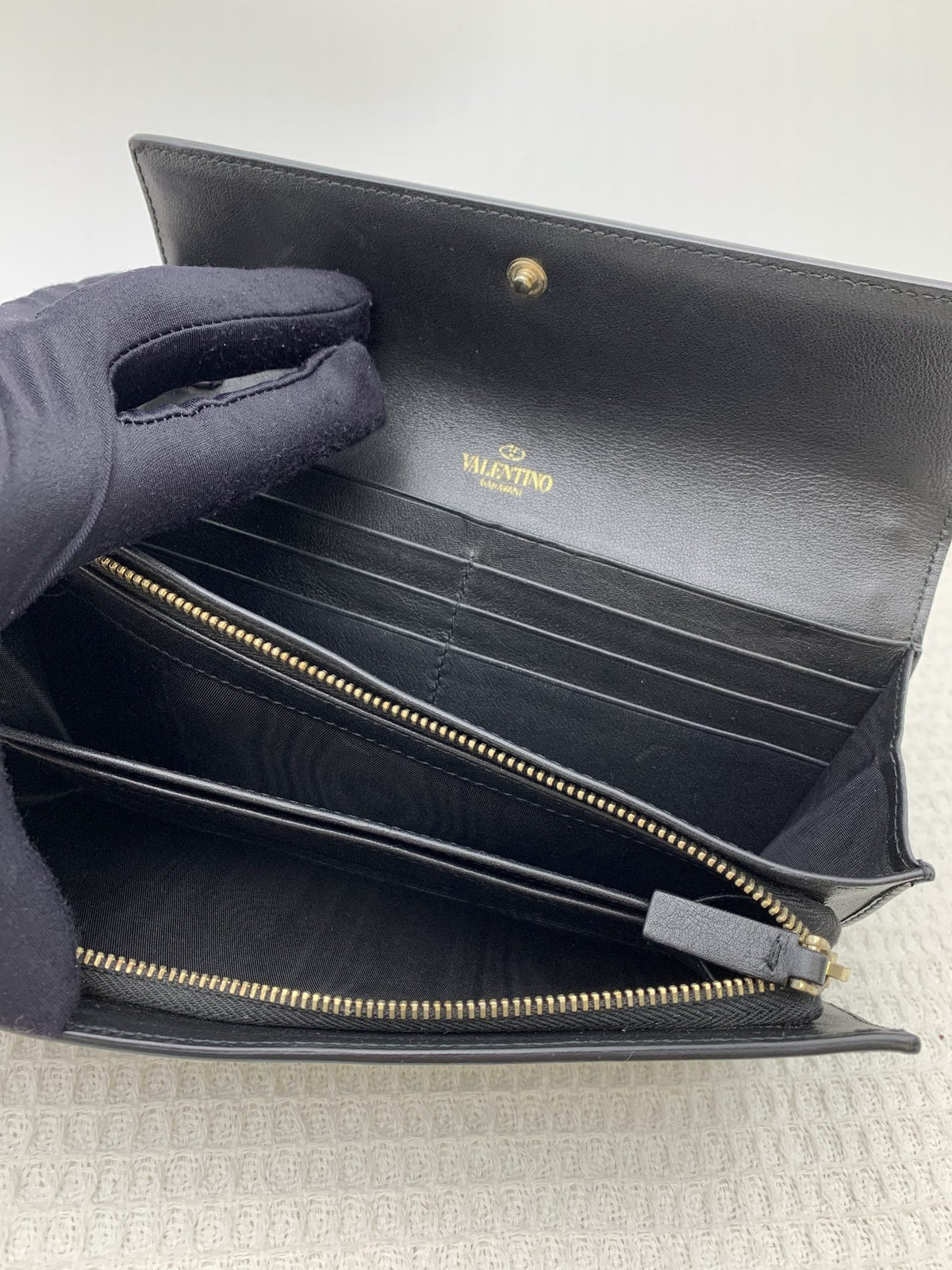 Valentino Garavani Rockstud Black Leather Wristlet Wallet - view 4 - item 0256139